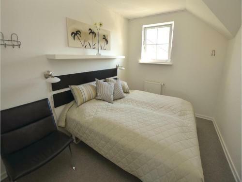 Three-bedroom Apartment In Bogense