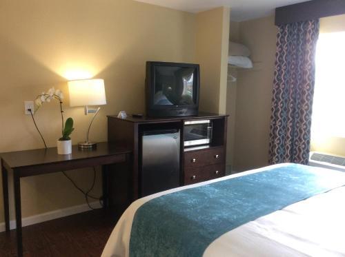 Motel Cabrillo Inn & Suites Airport