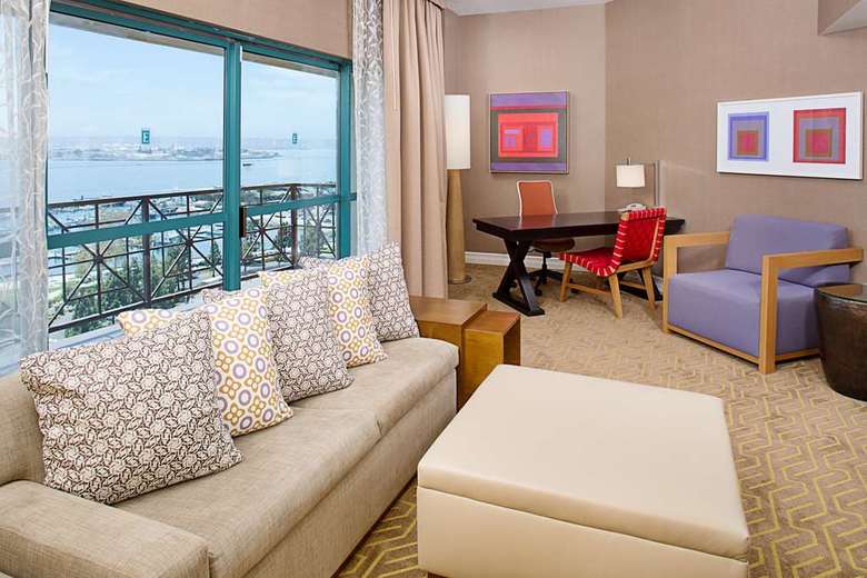 Hotel Embassy Suites By Hilton San Diego Bay Downtown