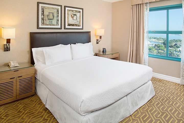 Hotel Embassy Suites By Hilton San Diego Bay Downtown