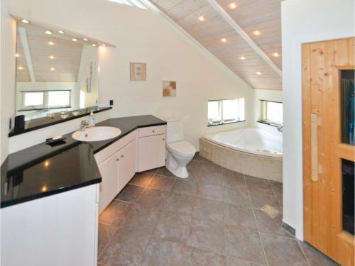 Holiday Home Lyngsb�kvej Ebeltoft III