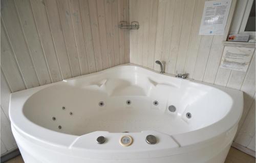 Holiday Home G�sehagevej Ebeltoft V