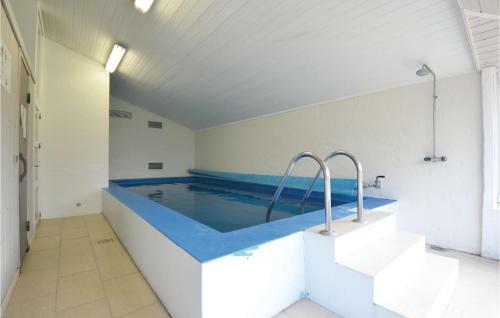 Holiday Home G�sehagevej Ebeltoft V