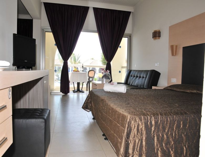 Hotel Louis Princess Beach