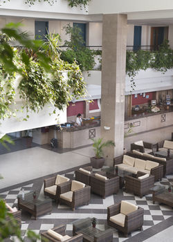 Hotel Louis Phaethon Beach