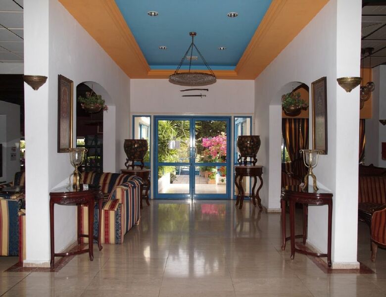 Hotel Paphiessa