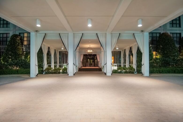 Proximity Hotel