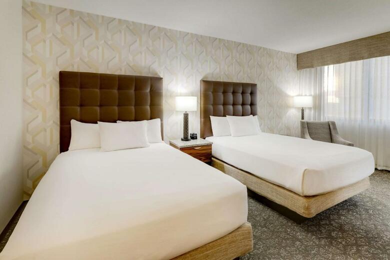 Hotel Drury Inn & Suites Columbus Convention Center