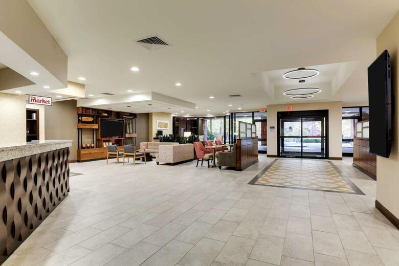 Hotel Drury Inn & Suites Columbus Convention Center