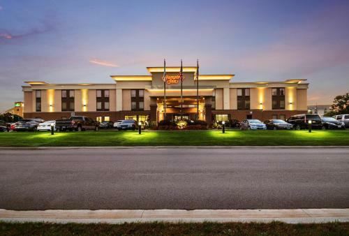 Hotel Hampton Inn West