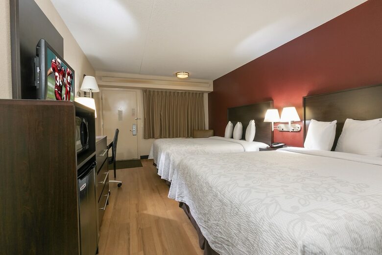 Hotel Red Roof Plus+ Columbus - The Ohio State University