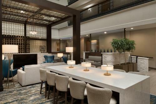 Hotel Embassy Suites Columbus