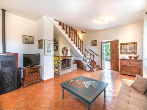 Four-bedroom Holiday Home In Allerona -tr-