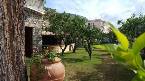 Bed & Breakfast Villa Esmeralda