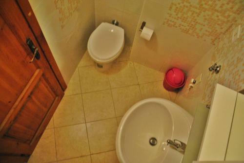Apartamento In Front Of The Lake, A Step From Rome!