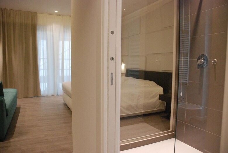 Solho Hotel