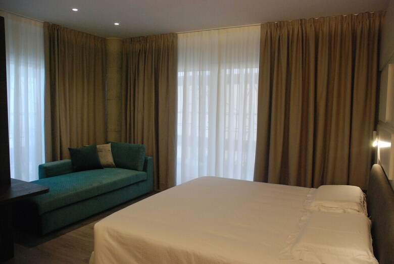 Solho Hotel