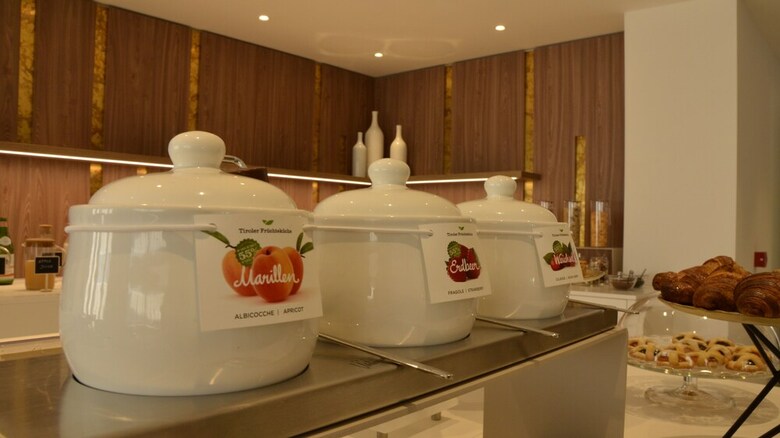 Solho Hotel