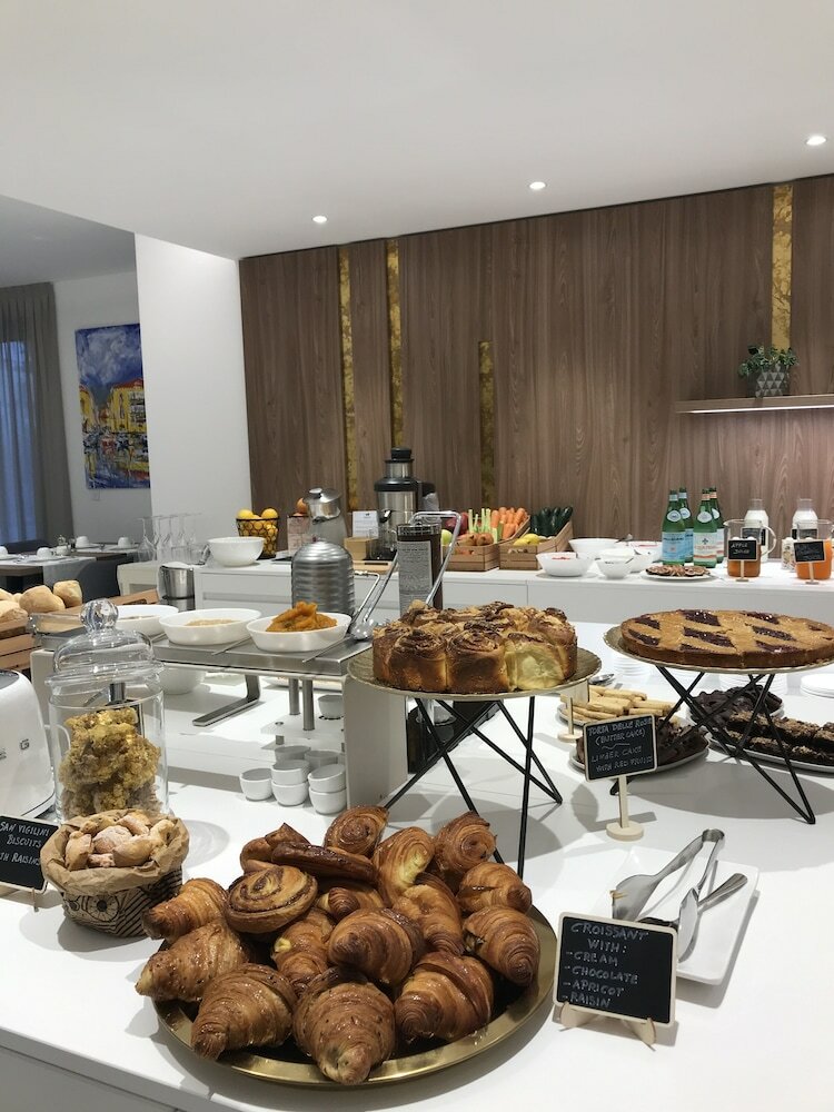 Solho Hotel