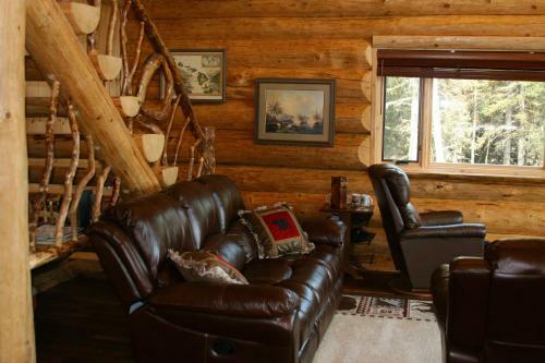 Anchor Point Captain Cook Lodge