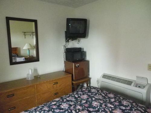 Red Rose Motel