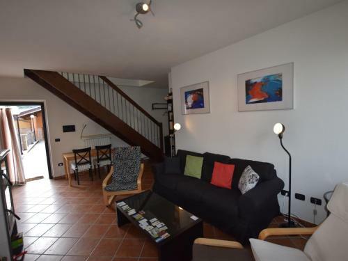 Spacious Apartment In Belvedere Langhe With Terrace