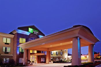 Holiday Inn Express And Suites Hotel - Pauls Valley