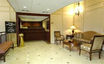 Hotel Rockville Centre Inn
