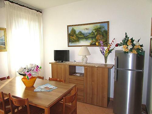 Apartment In Bibione 35334