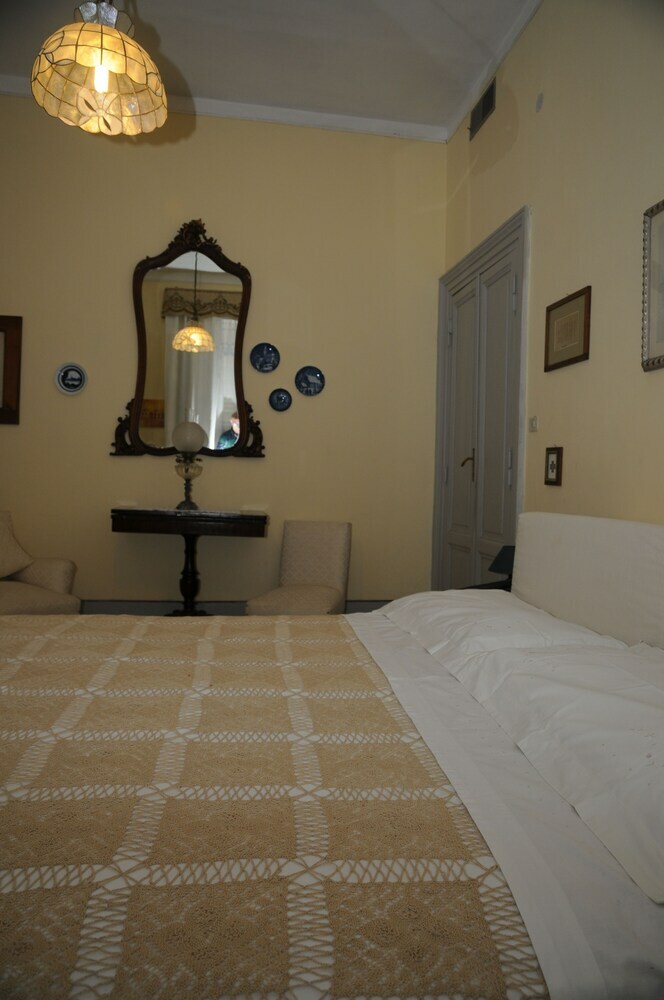 Hostal Villa Gualterio