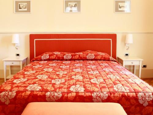 Hostal Casa Isolani, Piazza Maggiore
