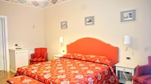 Hostal Casa Isolani, Piazza Maggiore