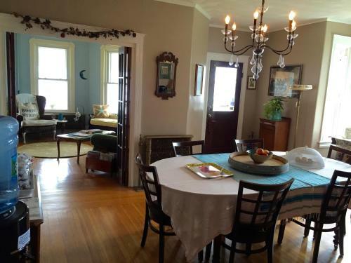 Harrington House Bed & Breakfast