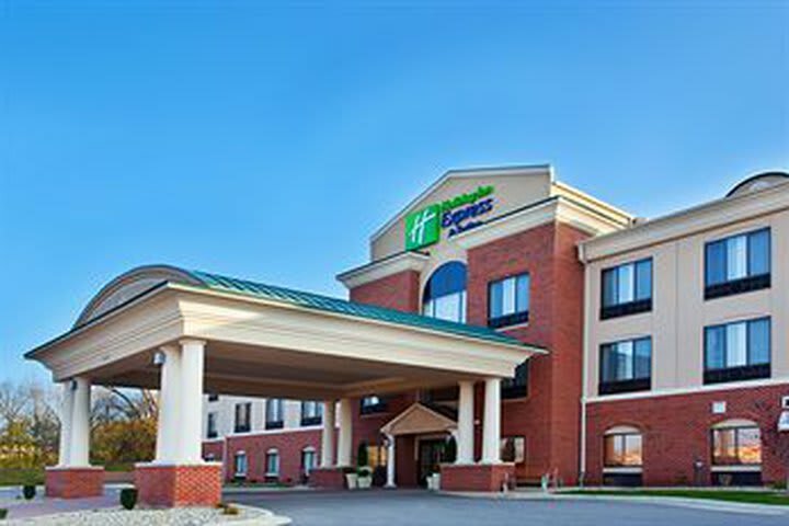 Holiday Inn Express Hotel & Suites Logansport