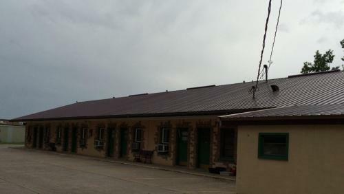 Hillcrest Motel