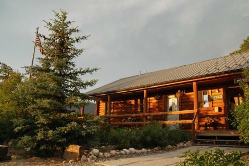 Lodge Teton Valley Cabins