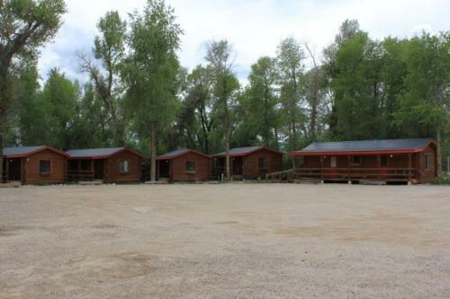 Lodge Teton Valley Cabins
