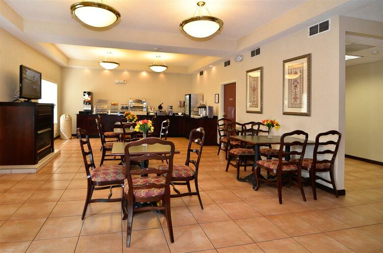 Hotel Best Western Hiram Inn And Suites