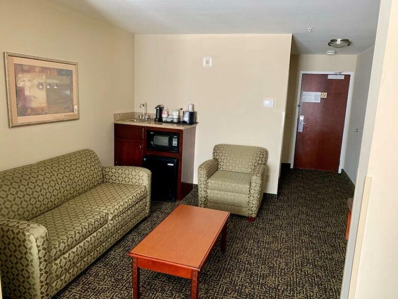 Hotel Best Western Plus Panhandle Capital Inn And Suites