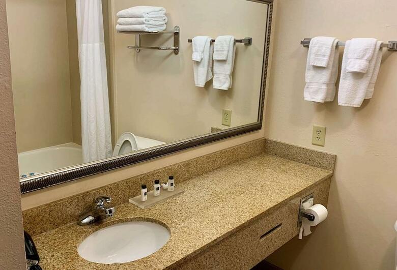 Hotel Best Western Plus Panhandle Capital Inn And Suites