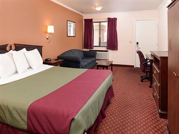 Hotel Americas Best Value Laguna Inn And Suites