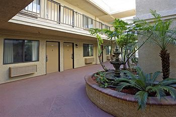 Hotel Americas Best Value Laguna Inn And Suites
