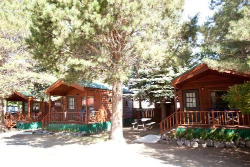 Lake View Lodge