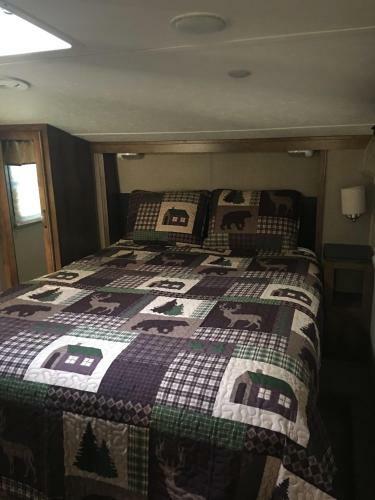 Lake View Lodge