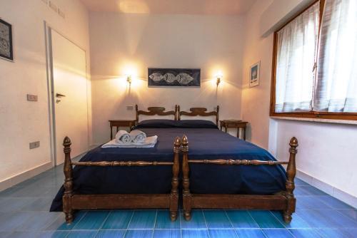 Livorno Villa Sleeps 7 Wifi