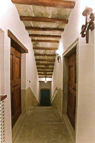 Castel Focognano Villa Sleeps 13 Pool Wifi