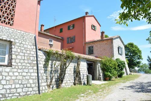 Agroturismo Agriturismo Monte Pu'