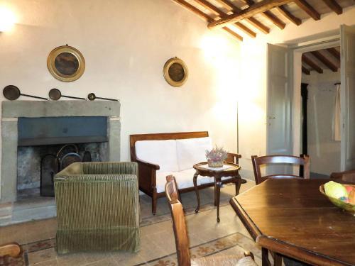 Casale Belvedere 114s