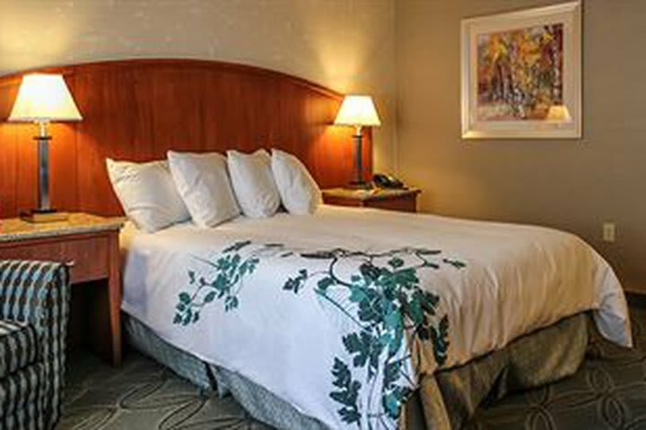 The Isaac Jackson Hotel
