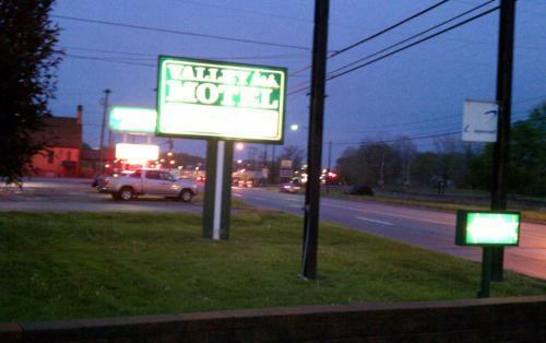 Valley Motel Pittsburgh